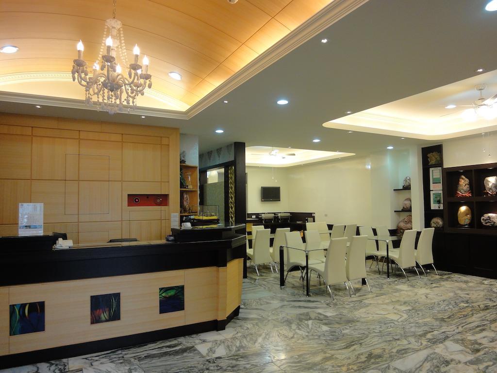 陶陶居商旅 Tautauchu Hotel Hualien Kültér fotó