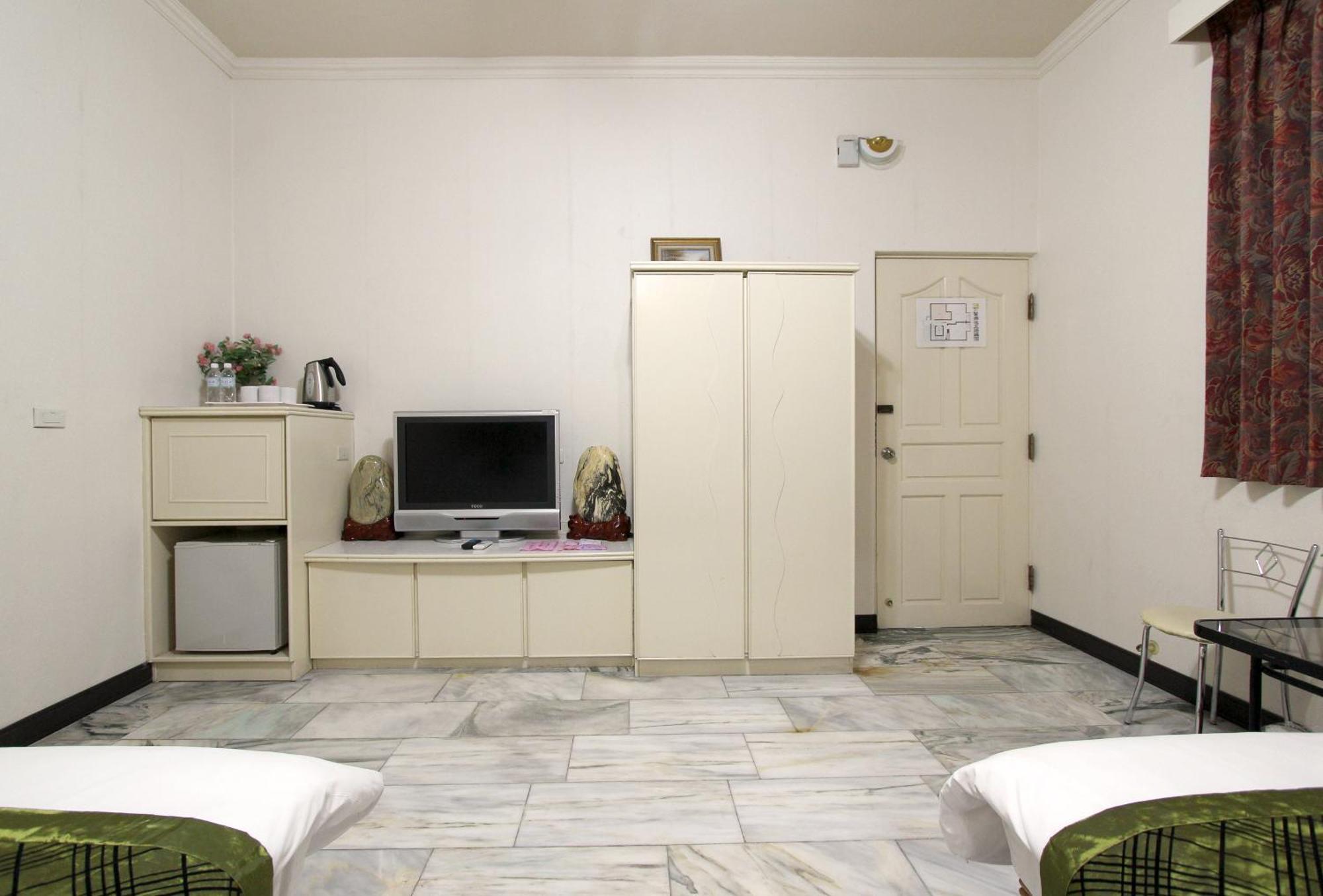 陶陶居商旅 Tautauchu Hotel Hualien Kültér fotó